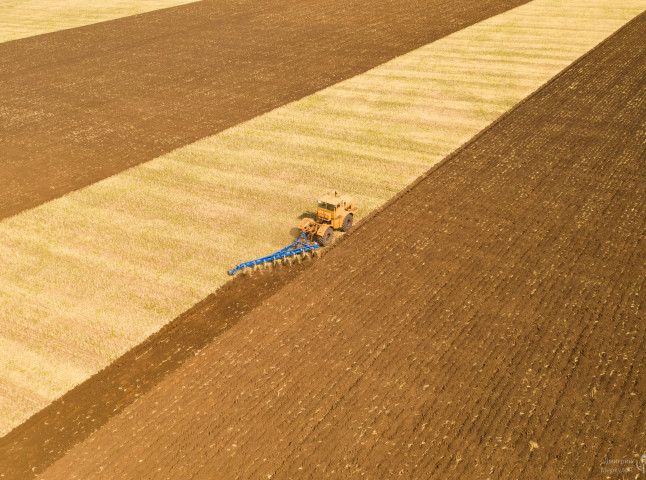 Вспашка зяби